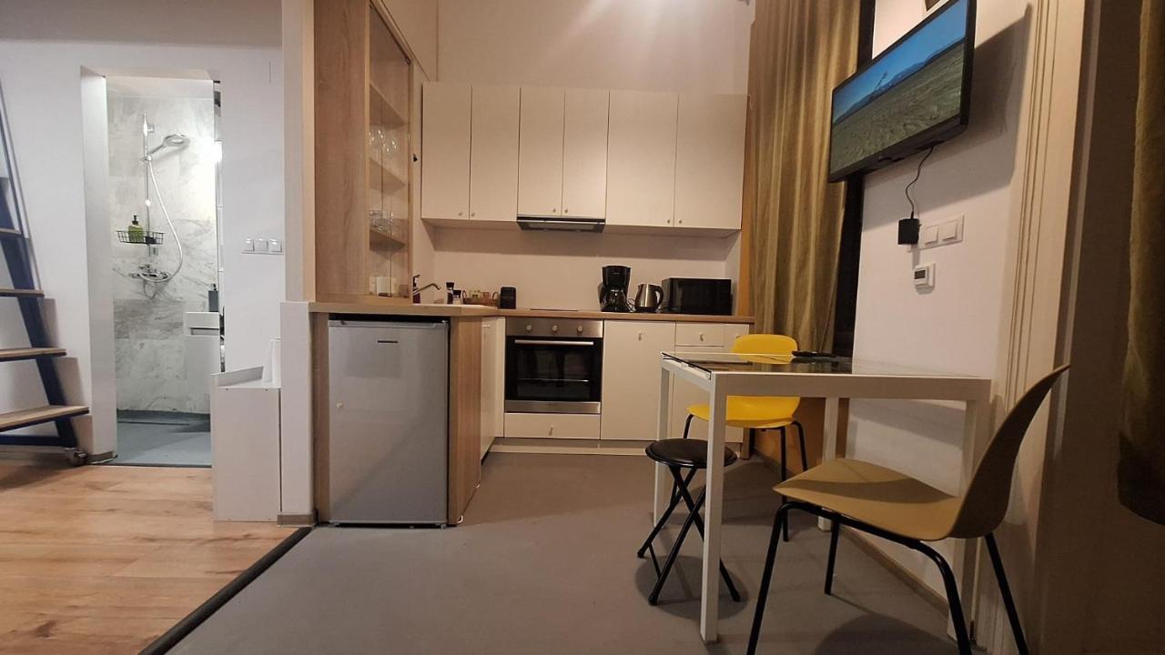 Swanhome - Central Apartment Cluj-Napoca Luaran gambar